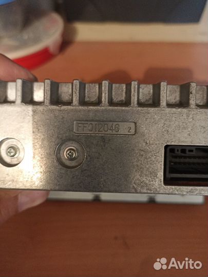 Продам штатную магнитолу nissan