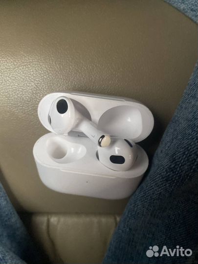 AirPods 3