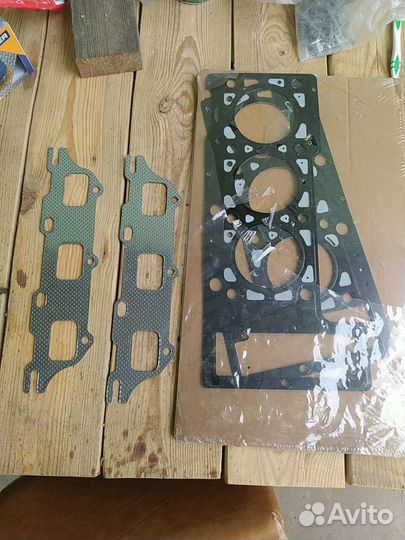 Прокладка Chrysler 300c