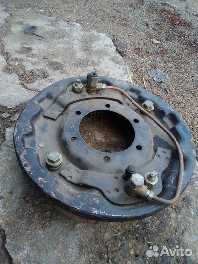 Тормозной механизм УАЗ передний