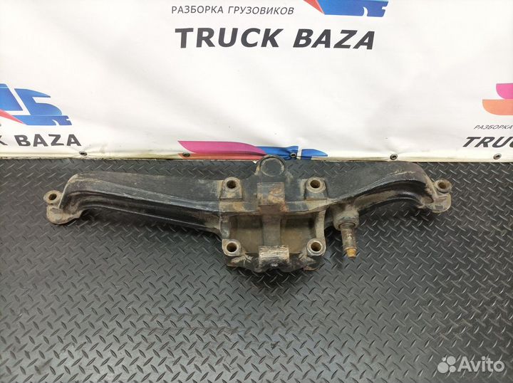 Кронштейн пневморессоры левый