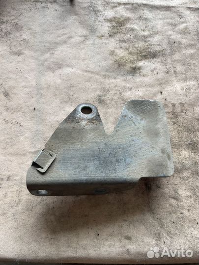 Кронштейн bmw x5 f15