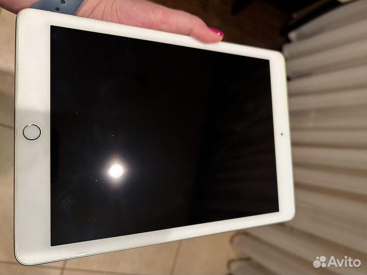 iPad pro 9.7 Wi-fi 128 гб