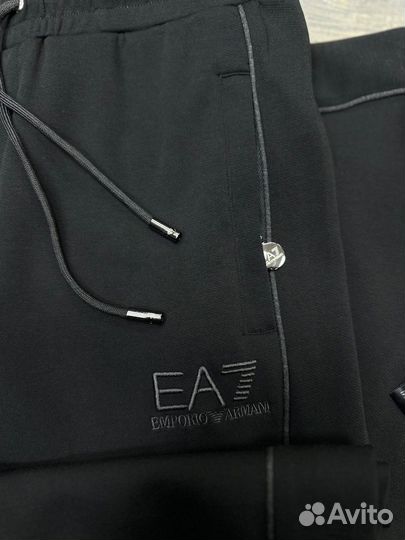 Спортивный костюм ea7