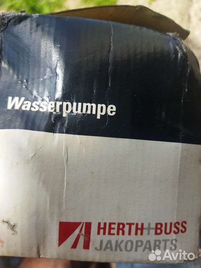 Водяная помпа toyota