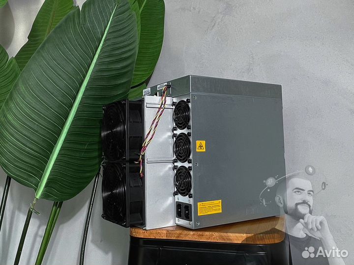 Antminer Z15