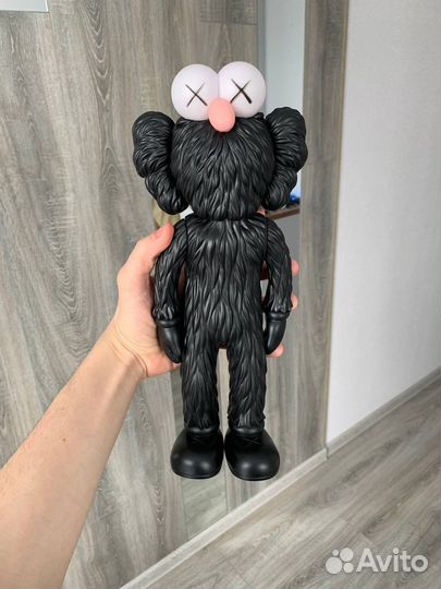 Фигурка Kaws