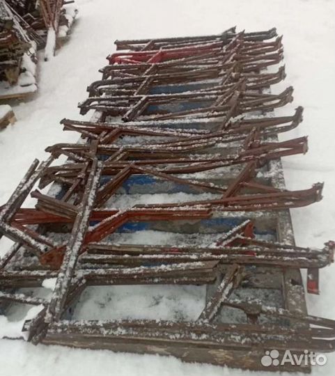 Тренога для стойки б/у