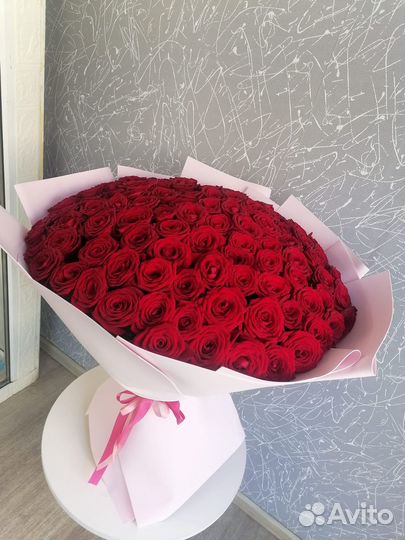 Шикарные розы 70 см
