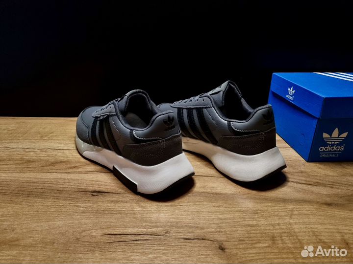 Кроссовки Adidas мужские