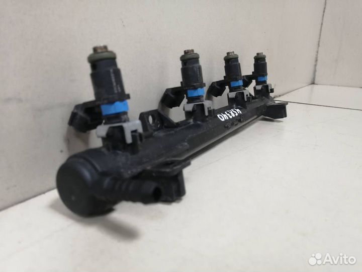 Рейка топливная рампа Volkswagen Polo MK5 2011-202