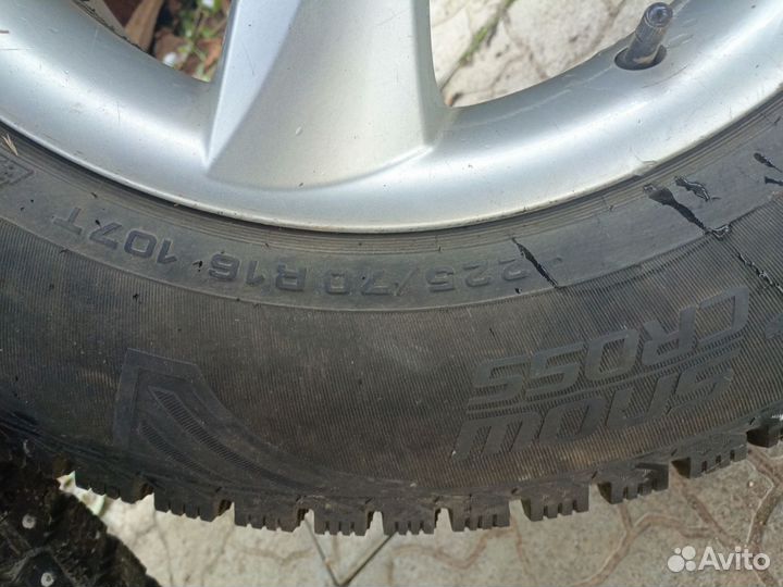 Cordiant Snow Cross 225/70 R16 и 225/70 R16