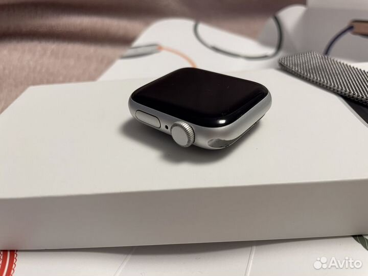 Apple watch SE 40mm silver