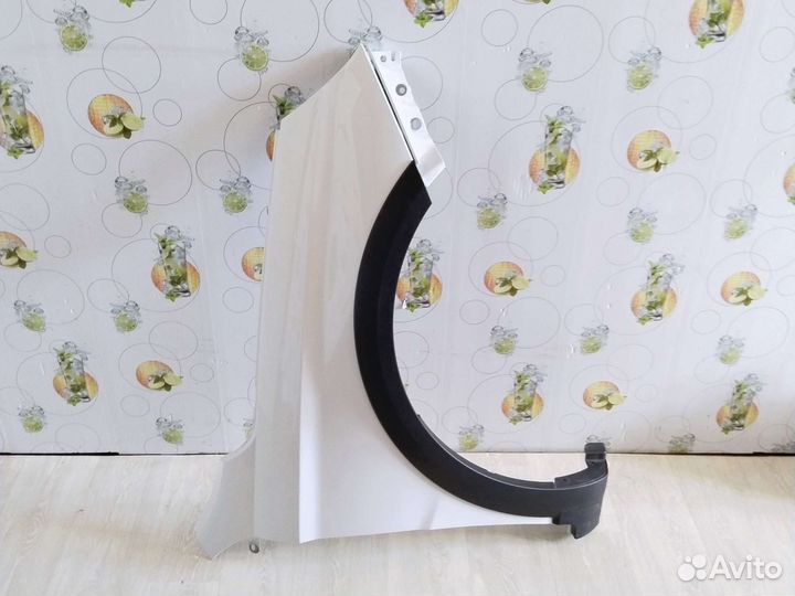 Крыло LADA Vesta cross. Цвет Ледниковый 221