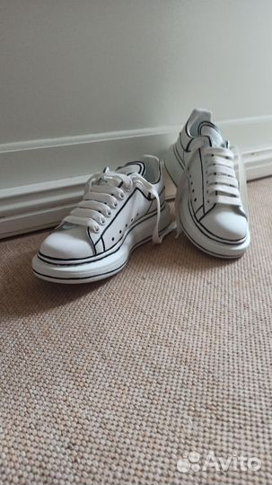 Кроссовки McQueen 39 oversized sneakers оригинал