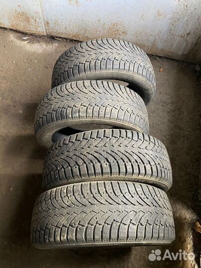 Pirelli Formula Ice 205/55 R16