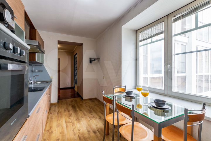 1-к. квартира, 52 м², 12/14 эт.