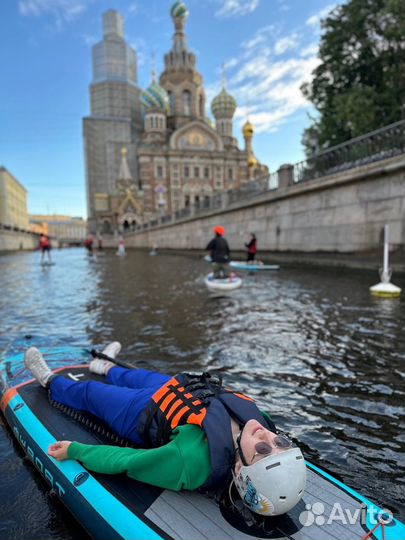 Сап прогулка рассвет в центре Санкт-Петербурга