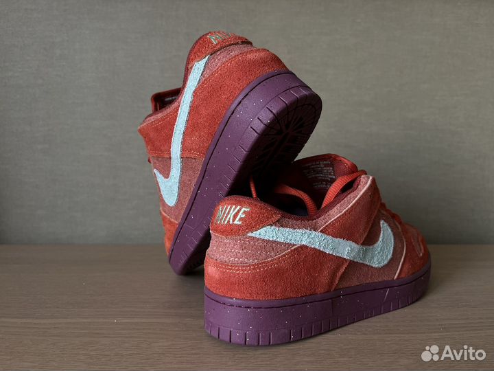 Nike SB Dunk Low Pro Mystic Red Rosewood 41 р