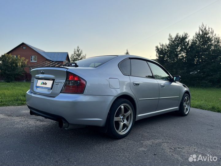 Subaru Legacy 2.0 AT, 2003, 323 000 км