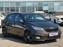 Kia Rio 1.4 AT, 2015, 90 500 км, с пробегом, цена 1 113 000 руб.