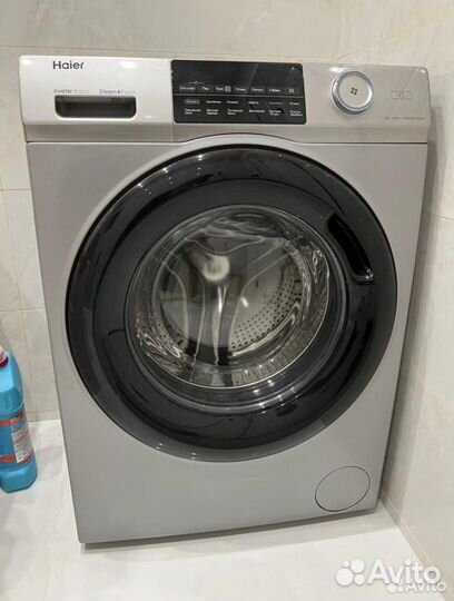 Стиральная машина узкая Haier HW60-BP12959AS