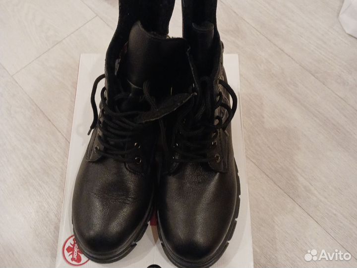 Новые Ботинки зимние rieker 38