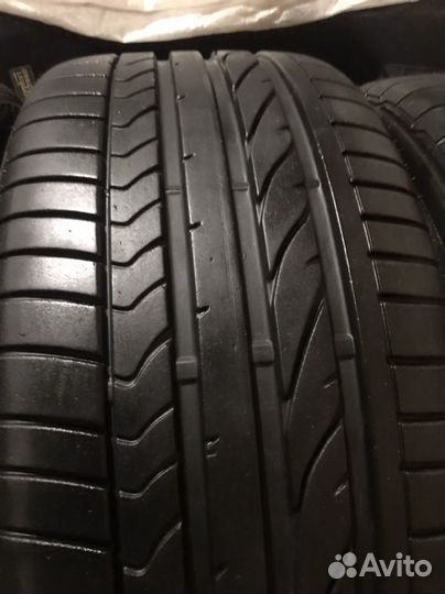 Bridgestone Potenza RE050A 245/40 R18 и 265/35 R18 97Y