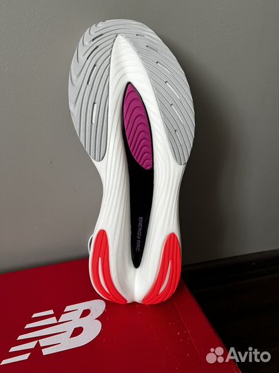 Кроссовки new balance SC elite