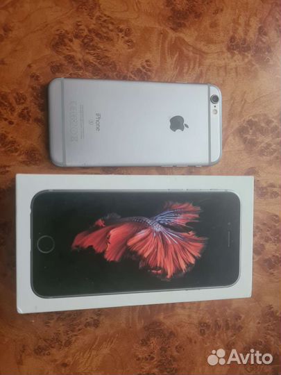 Телефон iPhone 6s