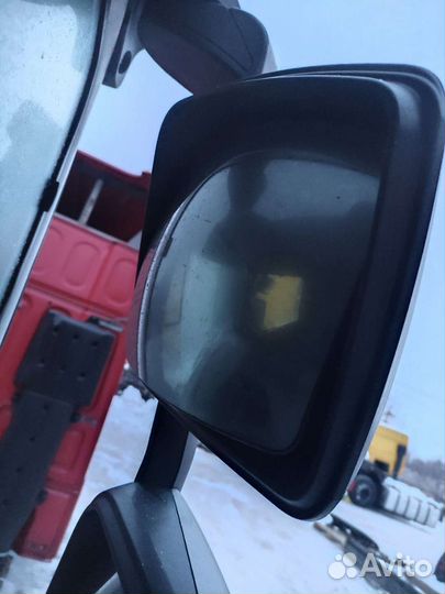 Зеркало в сборе Renault T 2015 год