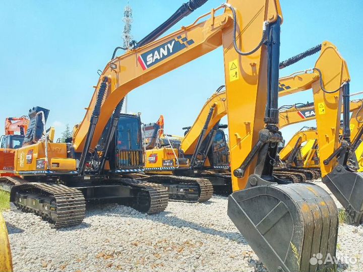 Гусеничный экскаватор SANY SY235C, 2022