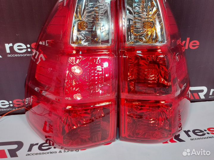 Стопы Toyota Land Cruiser Prado 120 Vland T1829