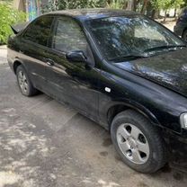 Nissan Almera Classic 1.6 MT, 2006, 200 000 км, с пробегом, цена 450 000 руб.