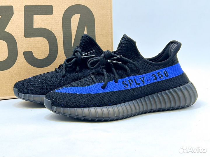 Кроссовки Adidas Yeezy 350 V2 Dazzling Blue