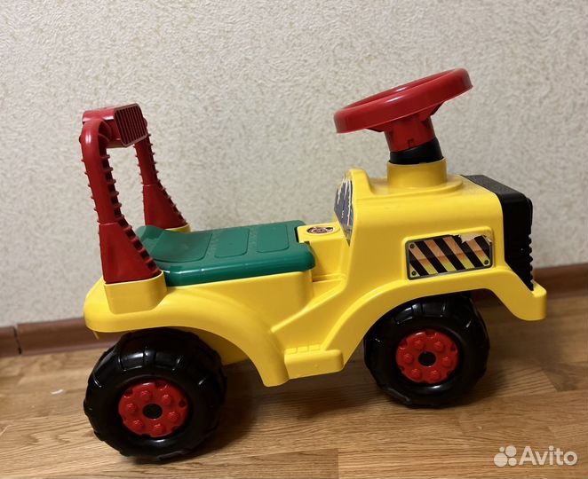 Детский трактор