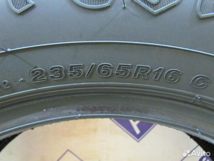 Firestone Vanhawk Winter 235/65 R16C 99G