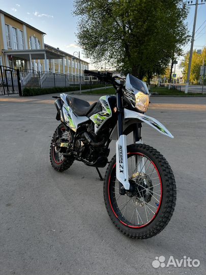 Motoland XV250