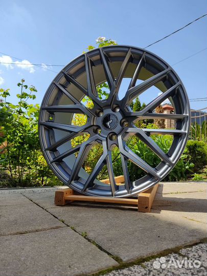 Диски новый легкосплавные R20 5*114.3 на KIA