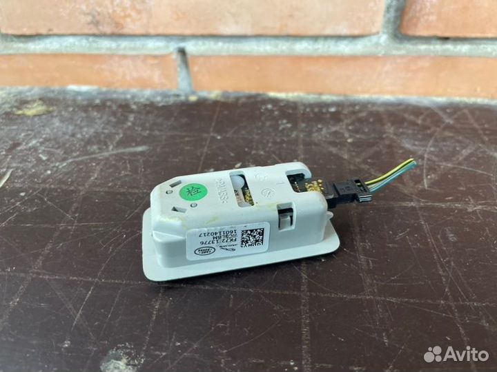 Плафон подсветки салона задний Land Rover