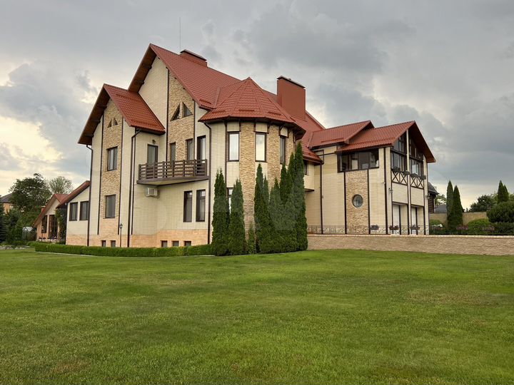 Дом 550 м² на участке 80 сот.