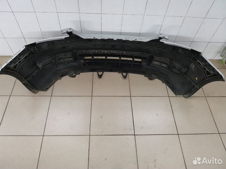 Оригинальный передний бампер VW Touran