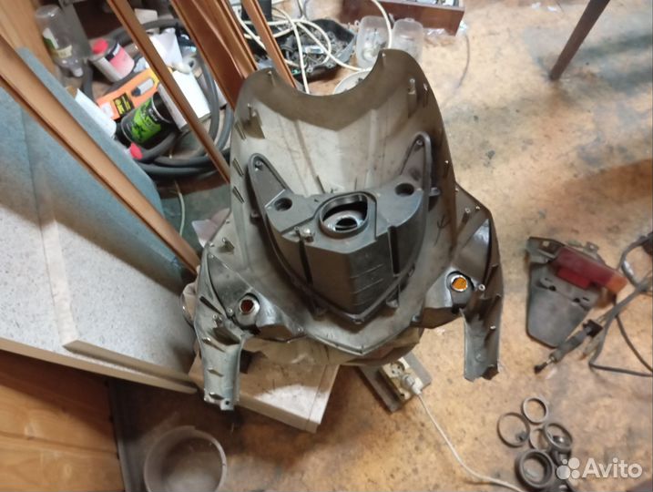 Передняя фара и пластик для скутера