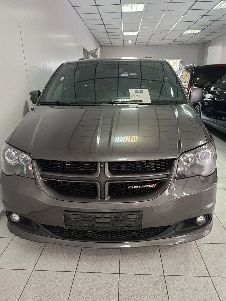 Dodge Grand Caravan: фото из отзыва