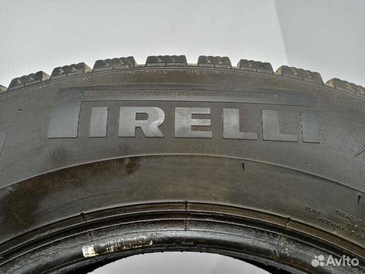 Pirelli Ice Zero 215/65 R16