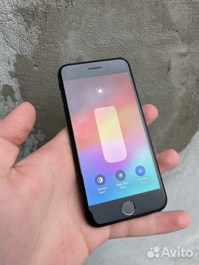 iPhone SE (2020), 128 ГБ
