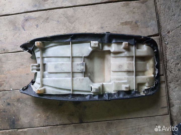 Сиденье Кавасаки zzr 400