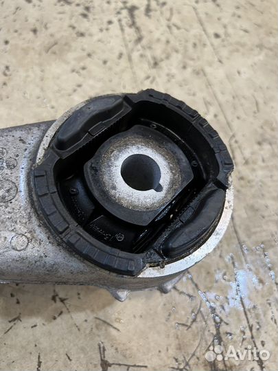 Задний подрамник BMW G30