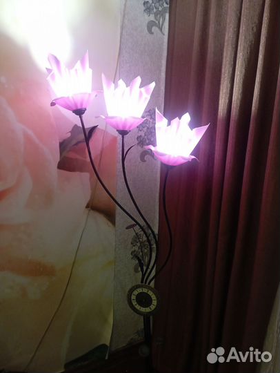 Продам светильник