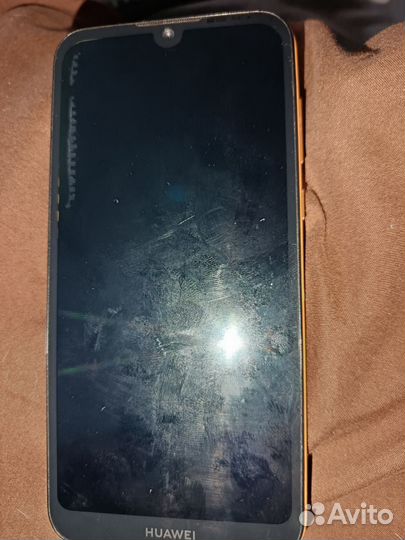 HUAWEI Y5 (2019), 2/32 ГБ